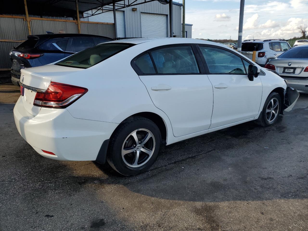 Изображение 3 2015 HONDA CIVIC SE 2015 с VIN 19XFB2F7XFE085143