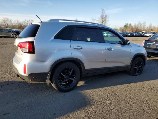 Изображение 3 2014 KIA SORENTO LX 2014 с VIN 5XYKTCA67EG443171