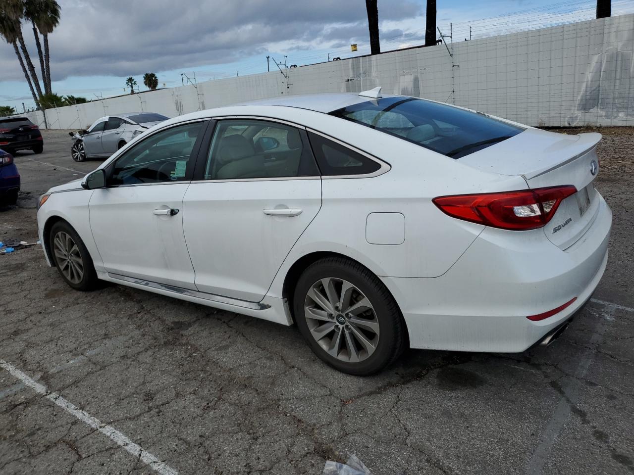 Изображение 2 2016 HYUNDAI SONATA SPORT 2016 с VIN 5NPE34AF7GH326771