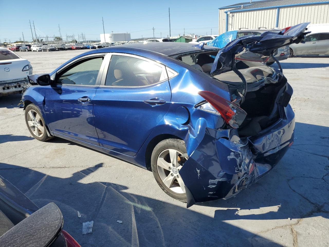 Image 2 of 2013 HYUNDAI ELANTRA GLS 2013 with VIN KMHDH4AE3DU728093
