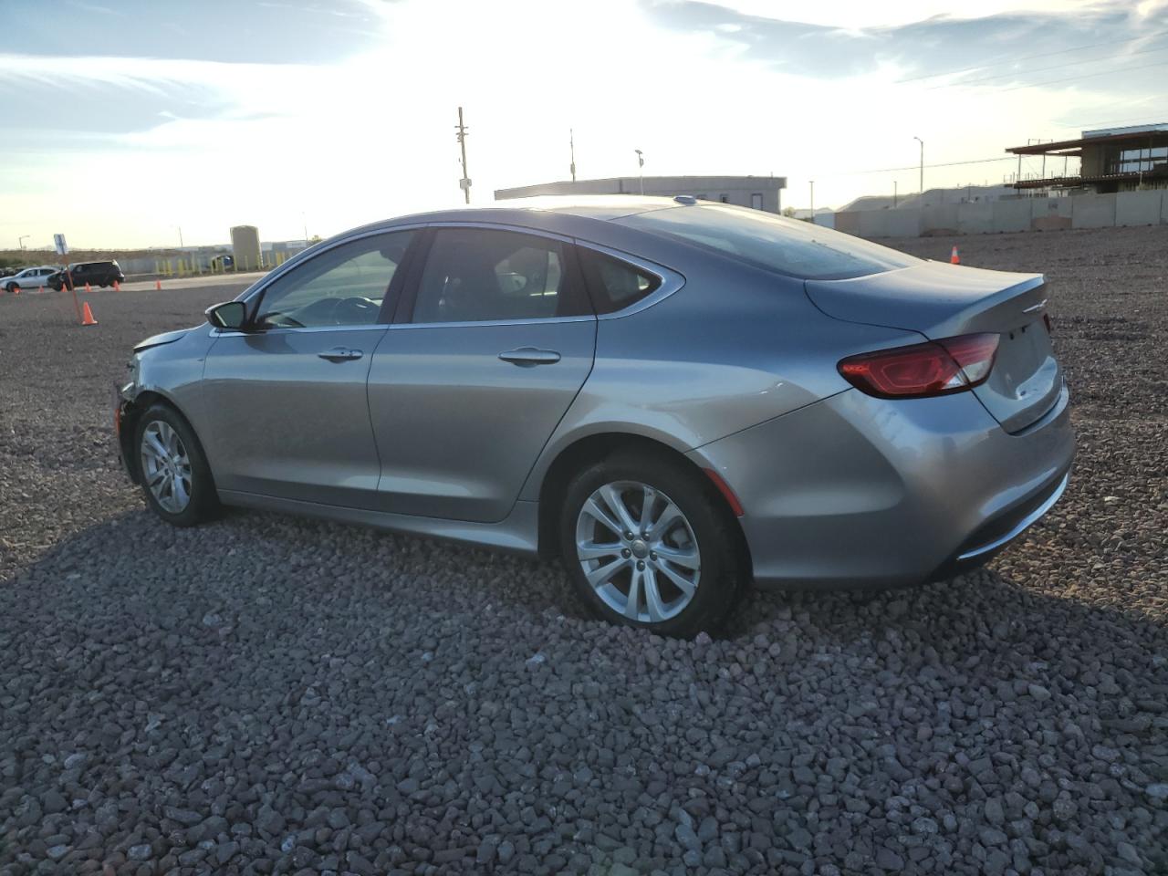 Изображение 2 2015 CHRYSLER 200 LIMITED 2015 с VIN 1C3CCCAB8FN606958