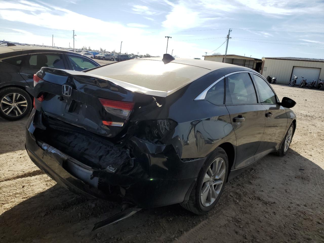 Изображение 3 2019 HONDA ACCORD LX 2019 с VIN 1HGCV1F12KA175238