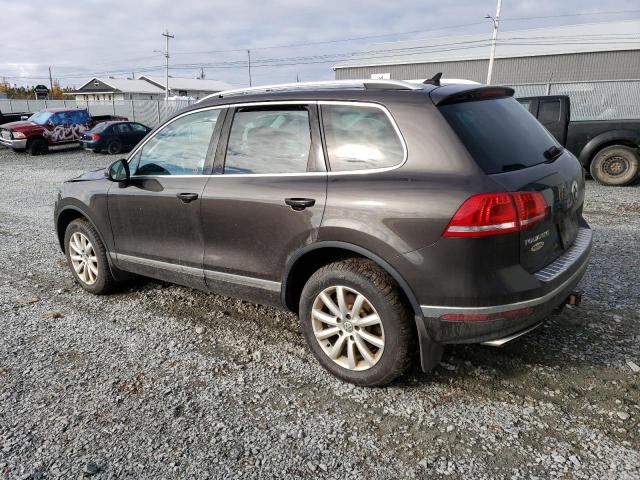 Image 2 of 2016 VOLKSWAGEN TOUAREG TDI 2016 with VIN WVGEP9BP3GD006843