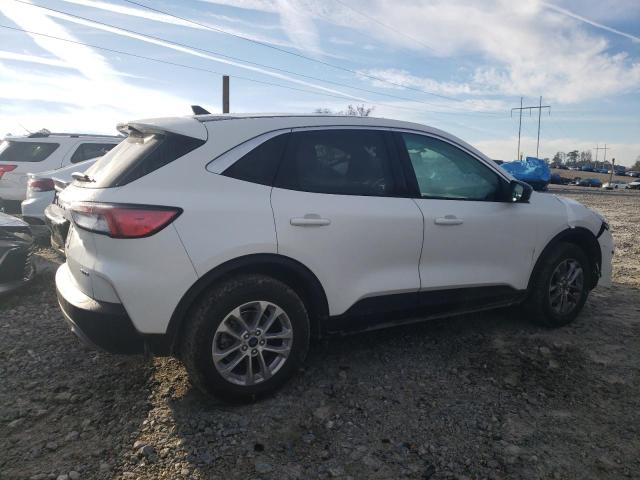 Image 3 of 2022 FORD ESCAPE SE 2022 with VIN 1FMCU9G64NUA60844
