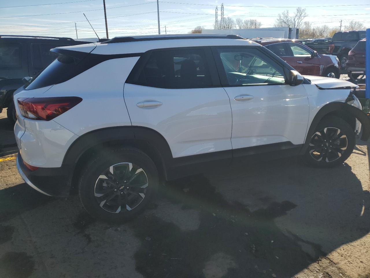Изображение 3 2021 CHEVROLET TRAILBLAZER LT 2021 с VIN KL79MPSL4MB156366