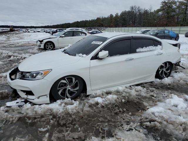 Изображение 1 2017 HONDA ACCORD SPORT 2017 с VIN 1HGCR2F5XHA097961