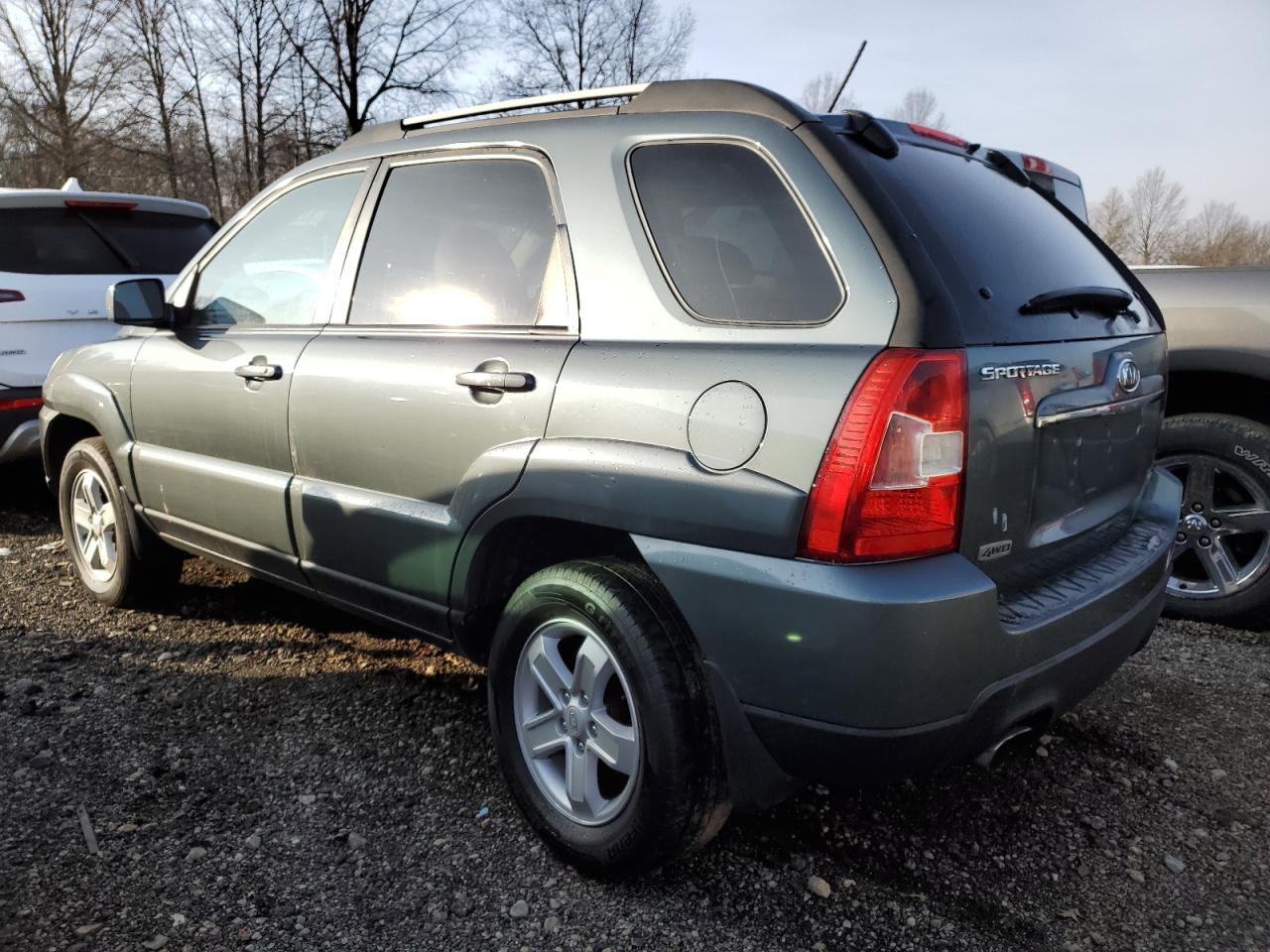 Obraz 2 z 2009 KIA SPORTAGE LX 2009 z VIN KNDJE723797637185