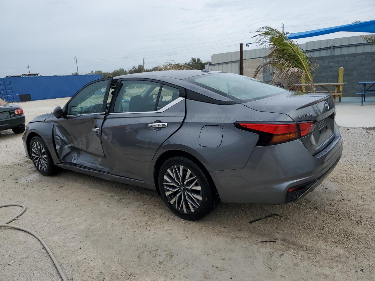 Изображение 2 2024 NISSAN ALTIMA SV 2024 с VIN 1N4BL4DV0RN324097