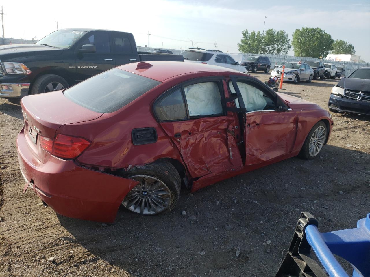 Obraz 3 z 2015 BMW 335 XI 2015 z VIN WBA3B9G58FNR94225