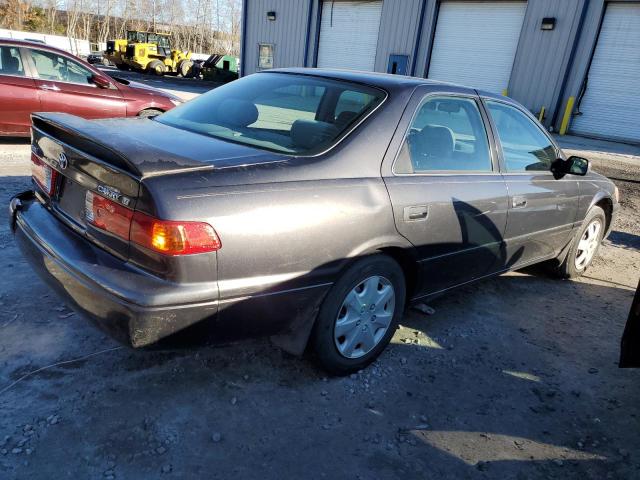 Изображение 3 2000 TOYOTA CAMRY CE 2000 с VIN 4T1BG22K2YU927709