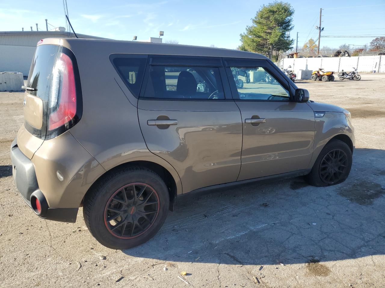 Image 3 of 2015 KIA SOUL  2015 with VIN KNDJN2A21F7236691