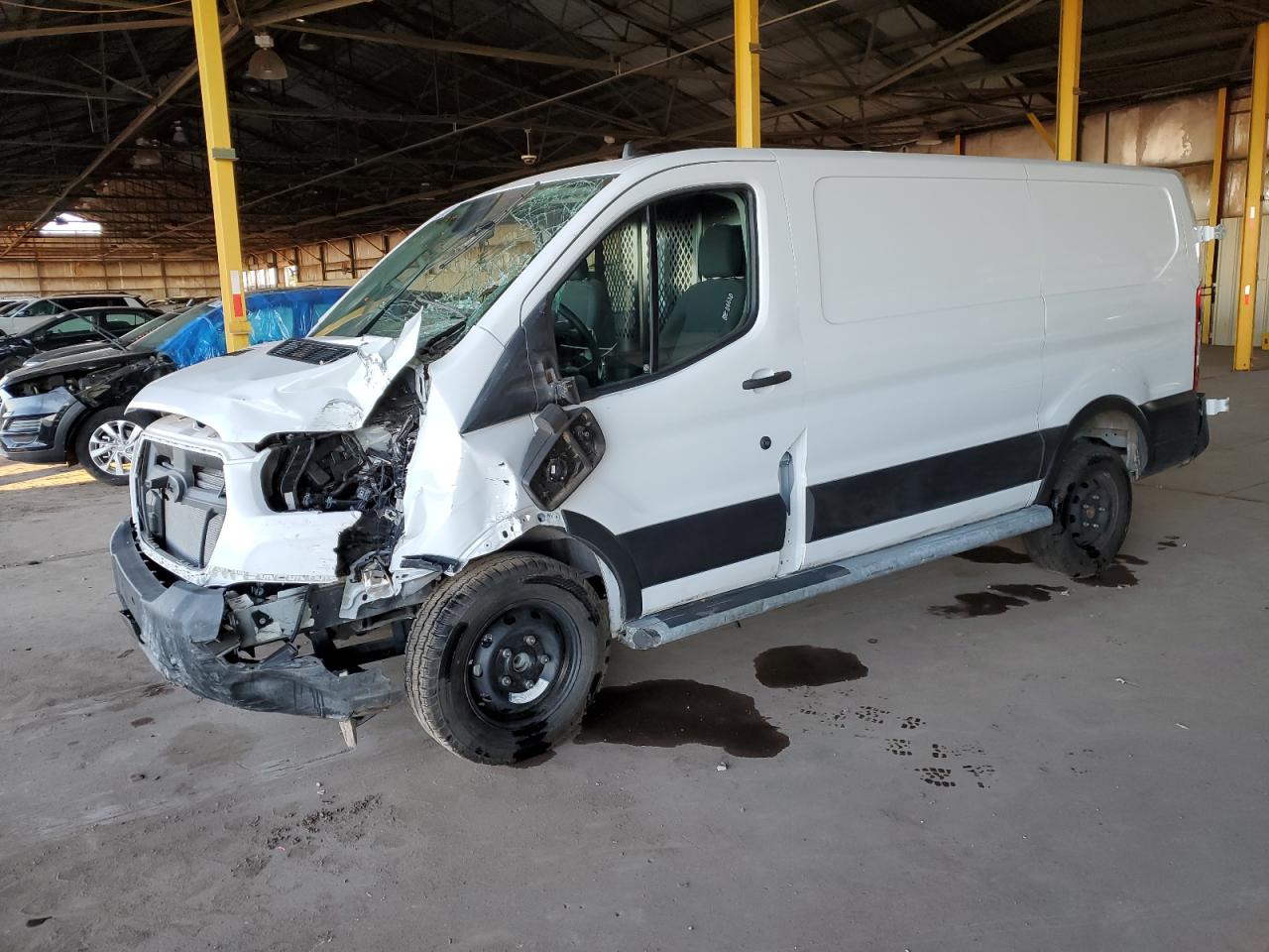 Изображение 1 2023 FORD TRANSIT T-250 2023 с VIN 1FTBR1Y86PKA25174