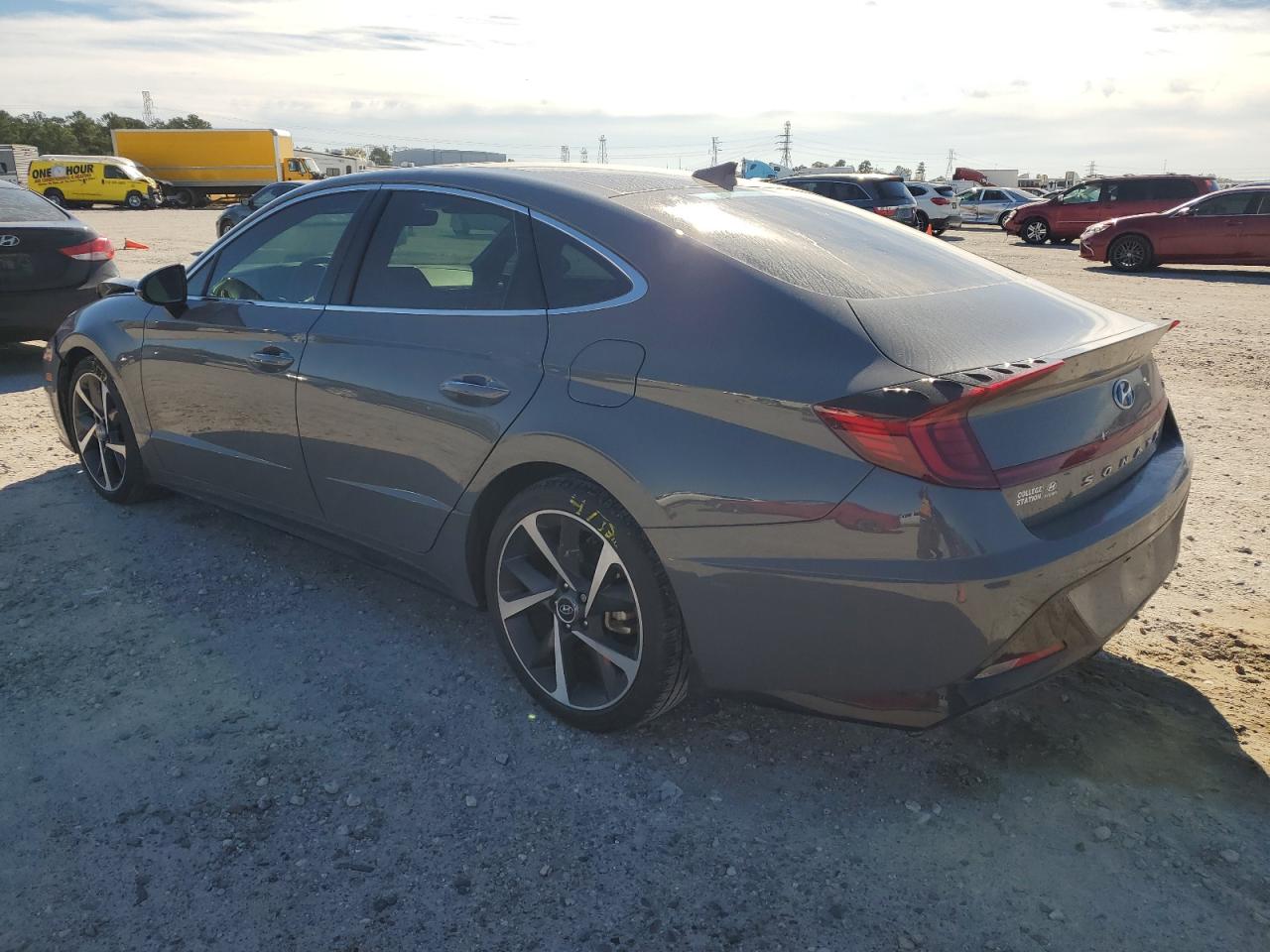 Obraz 2 z 2021 HYUNDAI SONATA SEL PLUS 2021 z VIN 5NPEJ4J2XMH089398