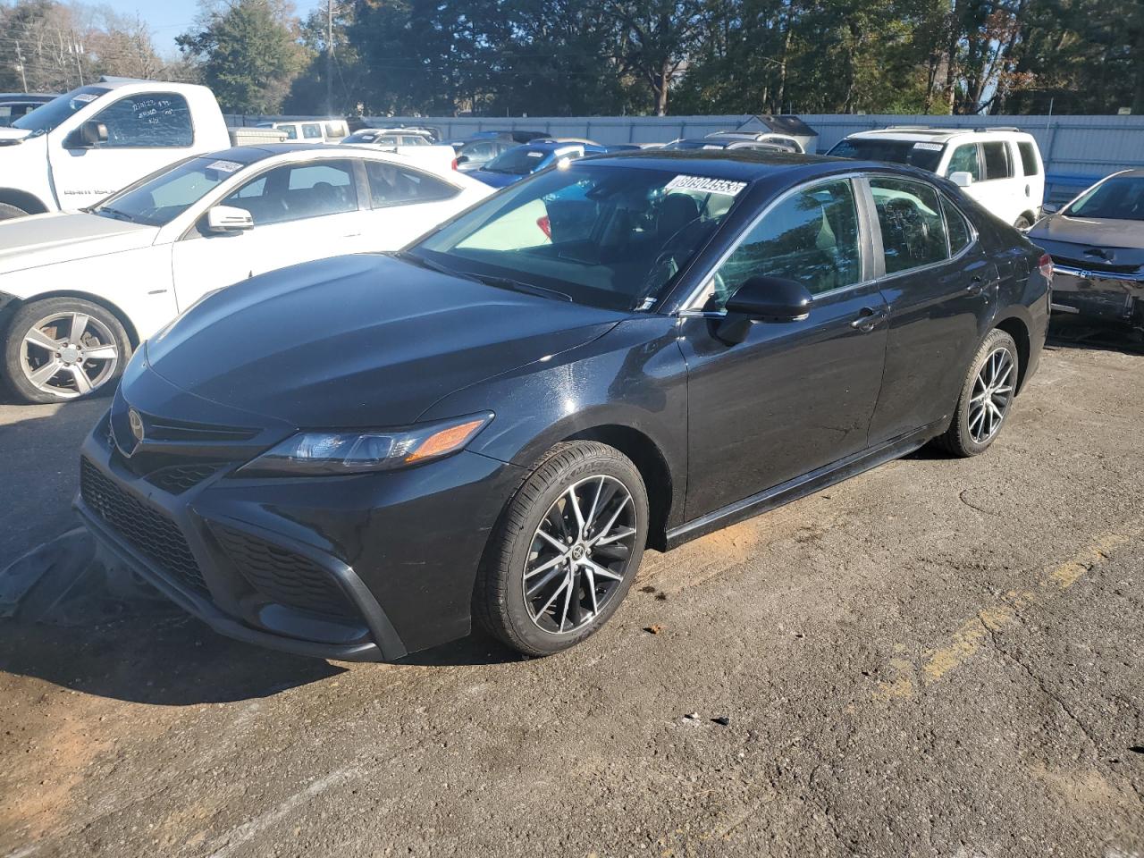 Obraz 1 z 2022 TOYOTA CAMRY SE 2022 z VIN 4T1G11AK2NU010252