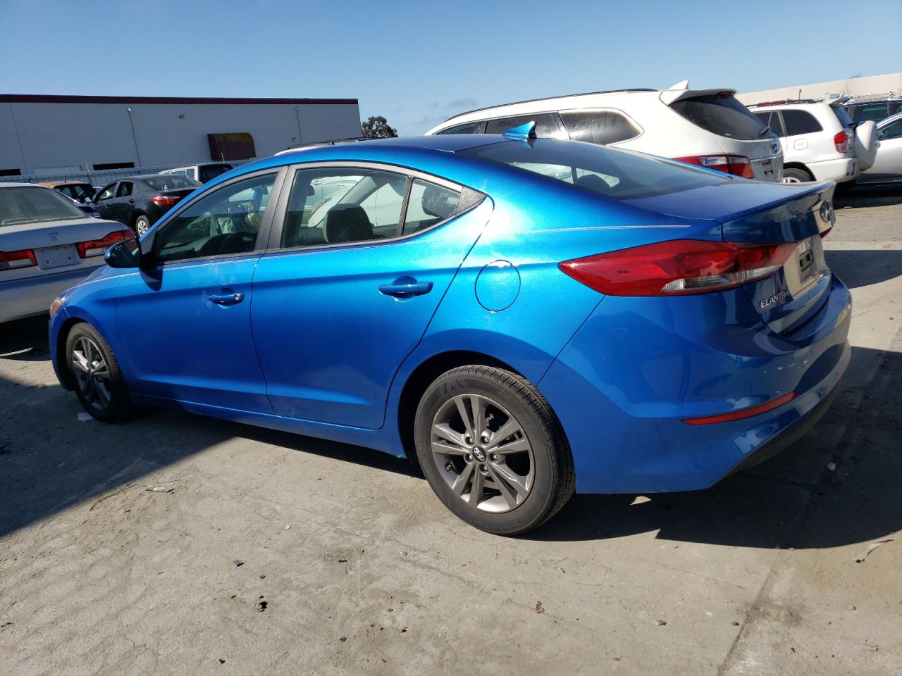 Image 2 of 2017 HYUNDAI ELANTRA SE 2017 with VIN 5NPD84LF7HH091168