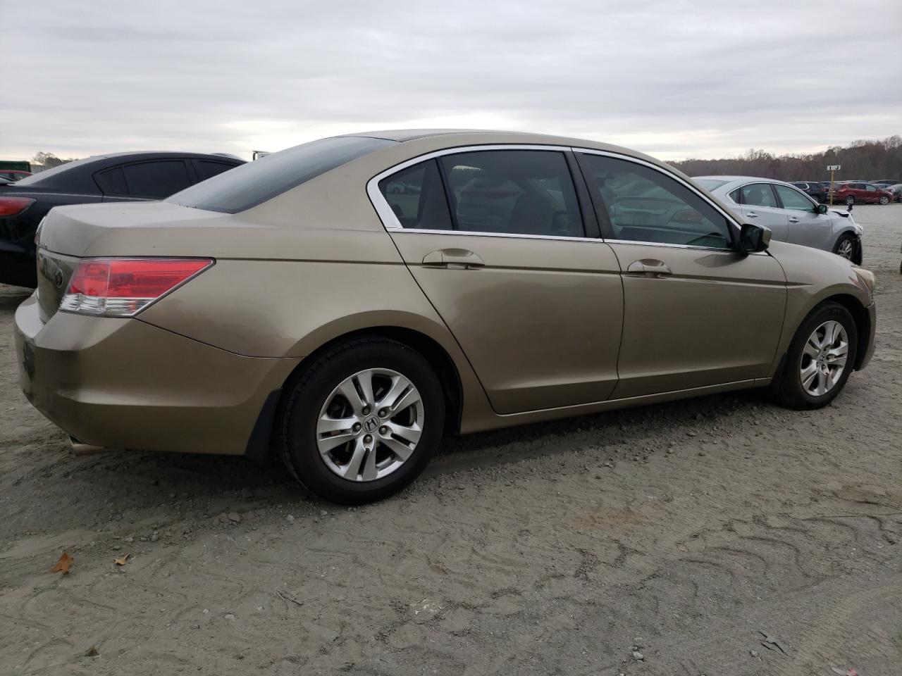 Image 3 of 2010 HONDA ACCORD LXP 2010 with VIN 1HGCP2F46AA138752