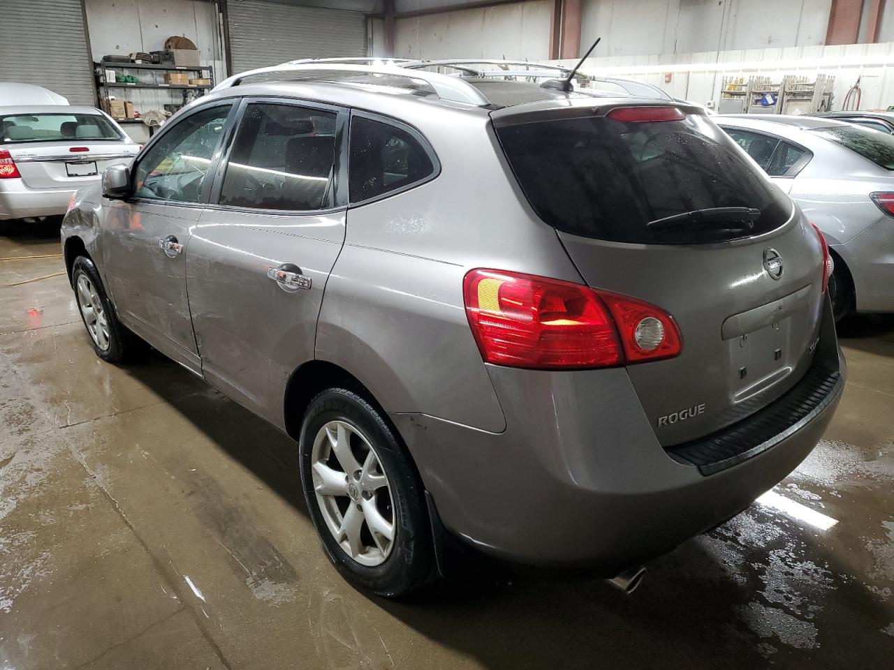 Image 2 of 2010 NISSAN ROGUE S 2010 with VIN JN8AS5MV5AW124799