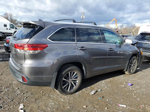 Obraz 3 z 2018 TOYOTA HIGHLANDER SE 2018 z VIN 5TDJZRFH3JS835312