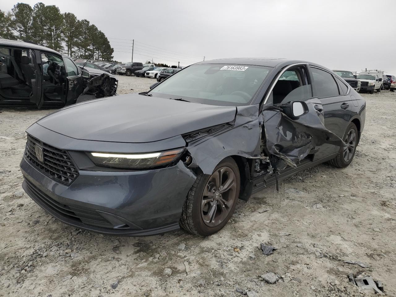 Изображение 1 2023 HONDA ACCORD EX 2023 с VIN 1HGCY1F32PA028174