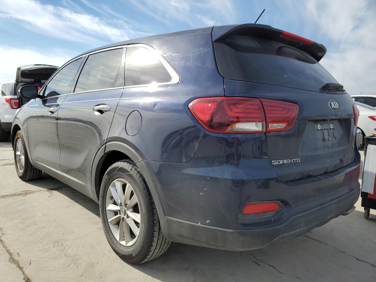 Image 2 of 2020 KIA SORENTO L 2020 with VIN 5XYPG4A35LG630704