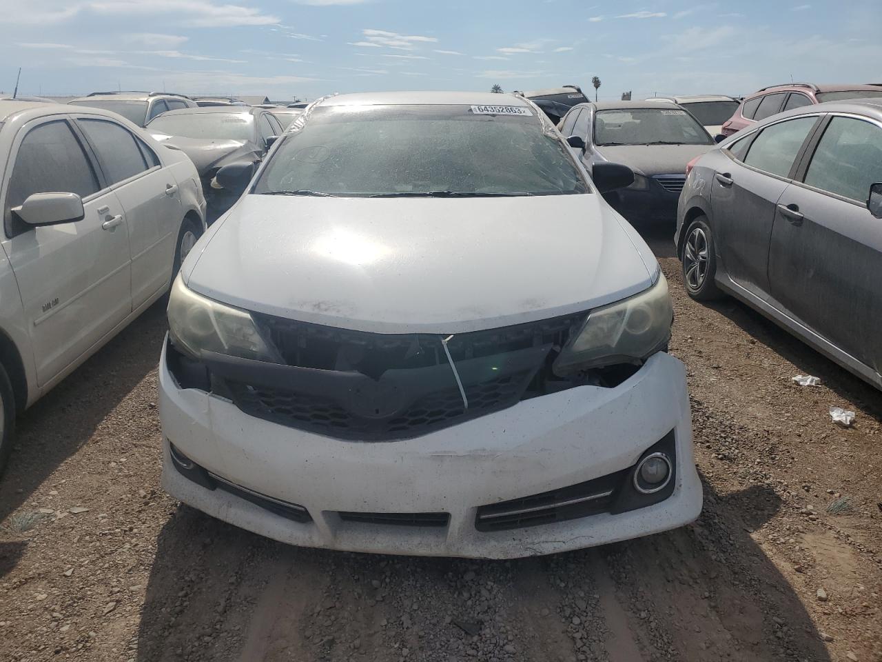 Obraz 3 z 2013 TOYOTA CAMRY L 2013 z VIN 4T1BF1FK8DU694131