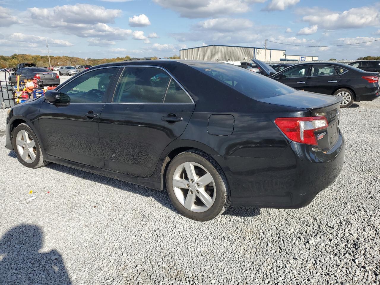 Obraz 2 z 2014 TOYOTA CAMRY L 2014 z VIN 4T1BF1FK8EU466051