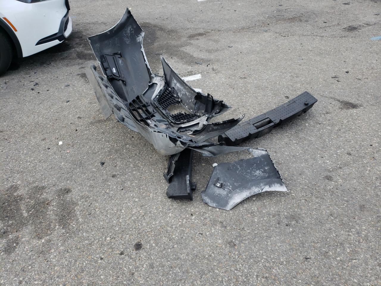 Obraz 3 z 2020 NISSAN VERSA S 2020 z VIN 3N1CN8DV7LL917210