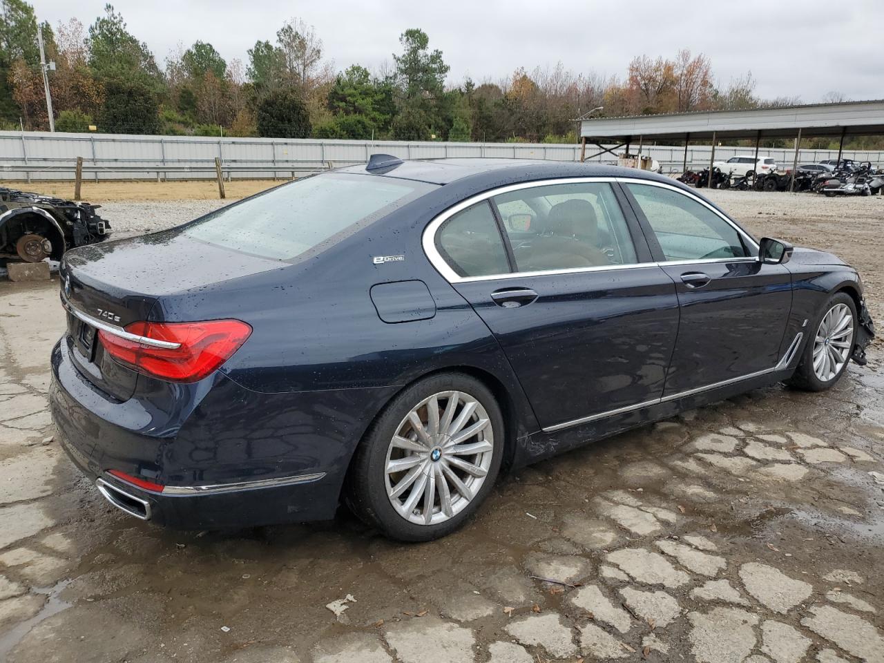 Изображение 3 2018 BMW 740 XE 2018 с VIN WBA7J2C51JG938335