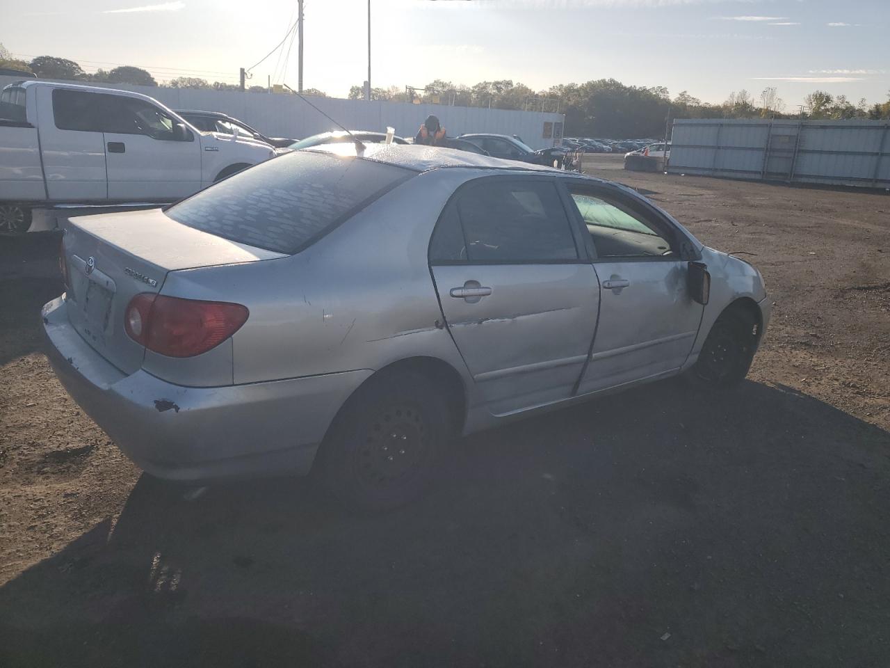 Obraz 3 z 2004 TOYOTA COROLLA CE 2004 z VIN 2T1BR32E94C251197