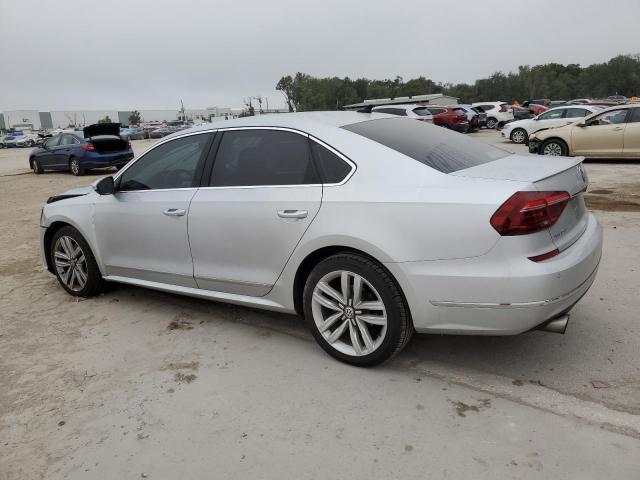 Image 2 of 2017 VOLKSWAGEN PASSAT SE 2017 with VIN 1VWGT7A31HC072131