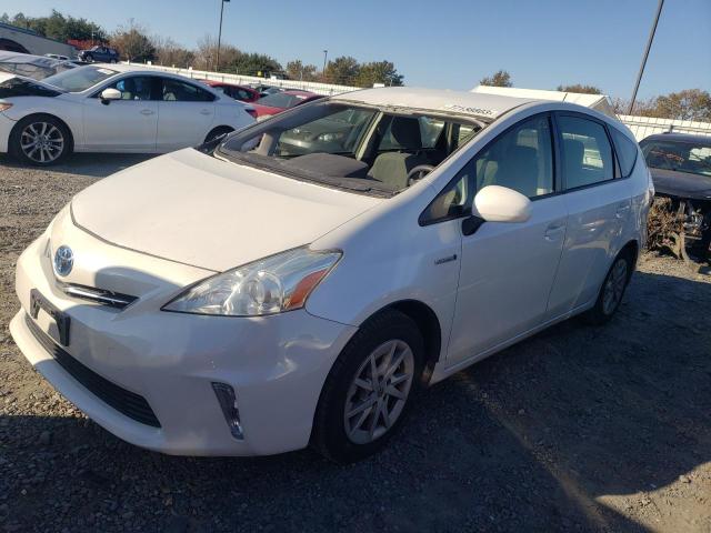 2014 TOYOTA PRIUS V  2014 image
