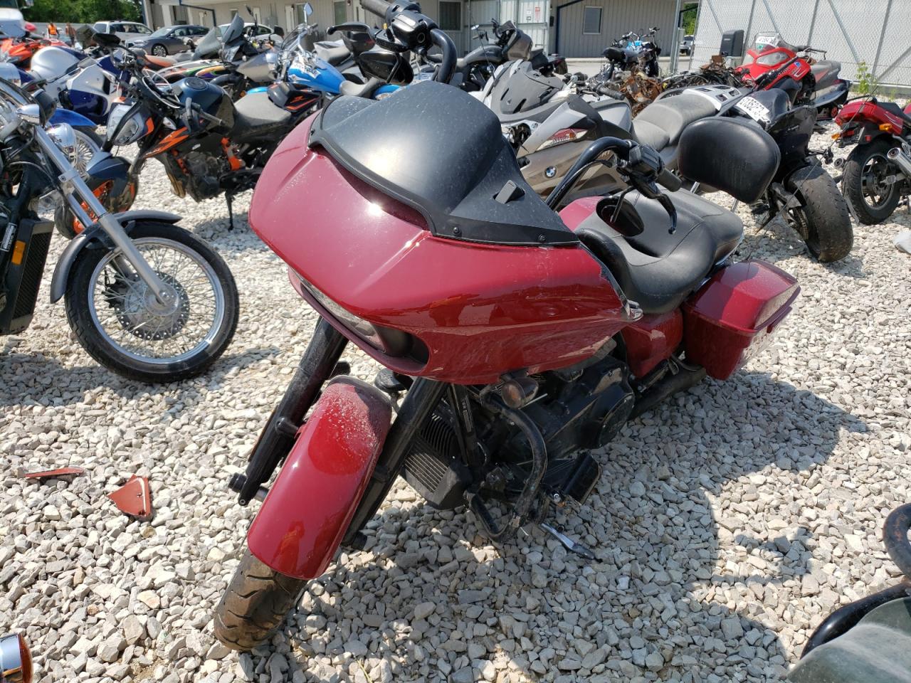 Image 2 of 2020 HARLEY-DAVIDSON FLTRXS  2020 with VIN 1HD1KTP12LB610746