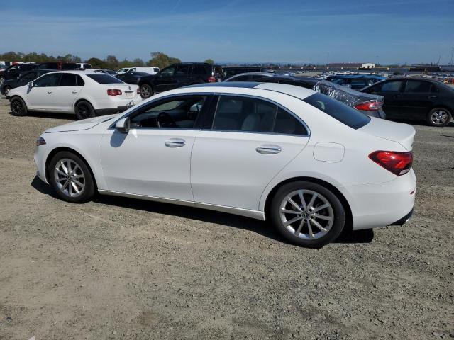 Image 2 of 2019 MERCEDES-BENZ A 220 2019 with VIN WDD3G4EB3KW020291