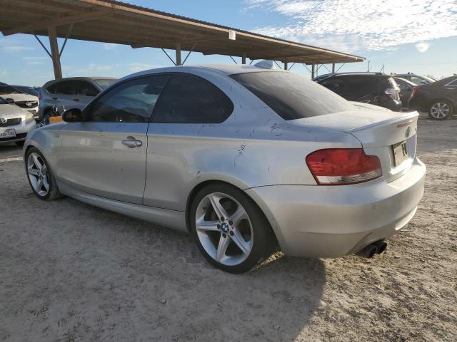 Obraz 2 z 2009 BMW 135 I 2009 z VIN WBAUC73519VK94708