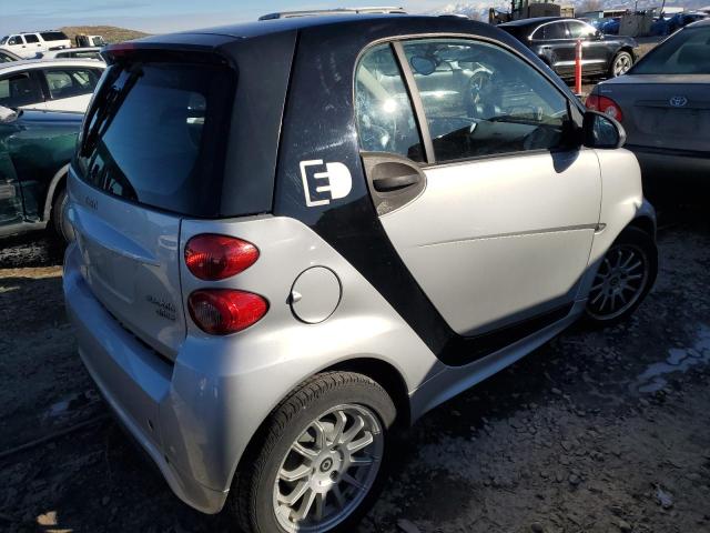 Image 3 of 2014 SMART FORTWO  2014 with VIN WMEEJ9AA2EK729841