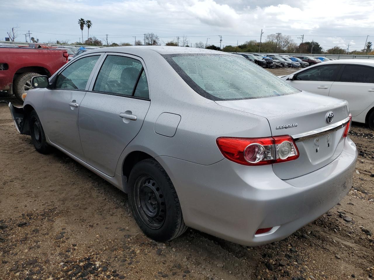 Image 2 of 2013 TOYOTA COROLLA BASE 2013 with VIN 5YFBU4EE4DP086563