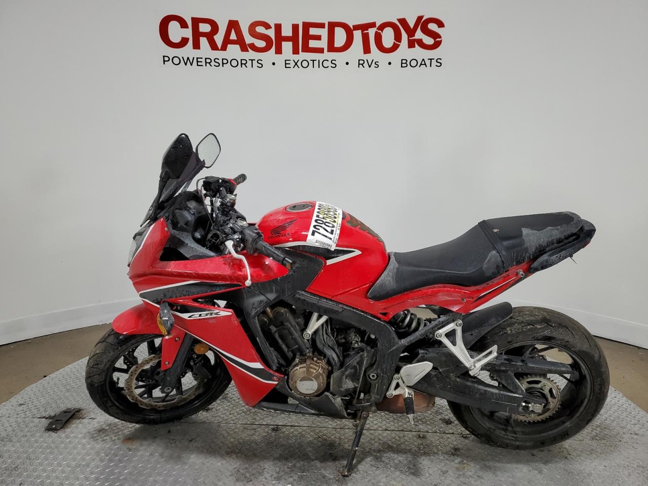 Image 3 of 2018 HONDA CBR650 F 2018 with VIN MLHRC7406J5400440