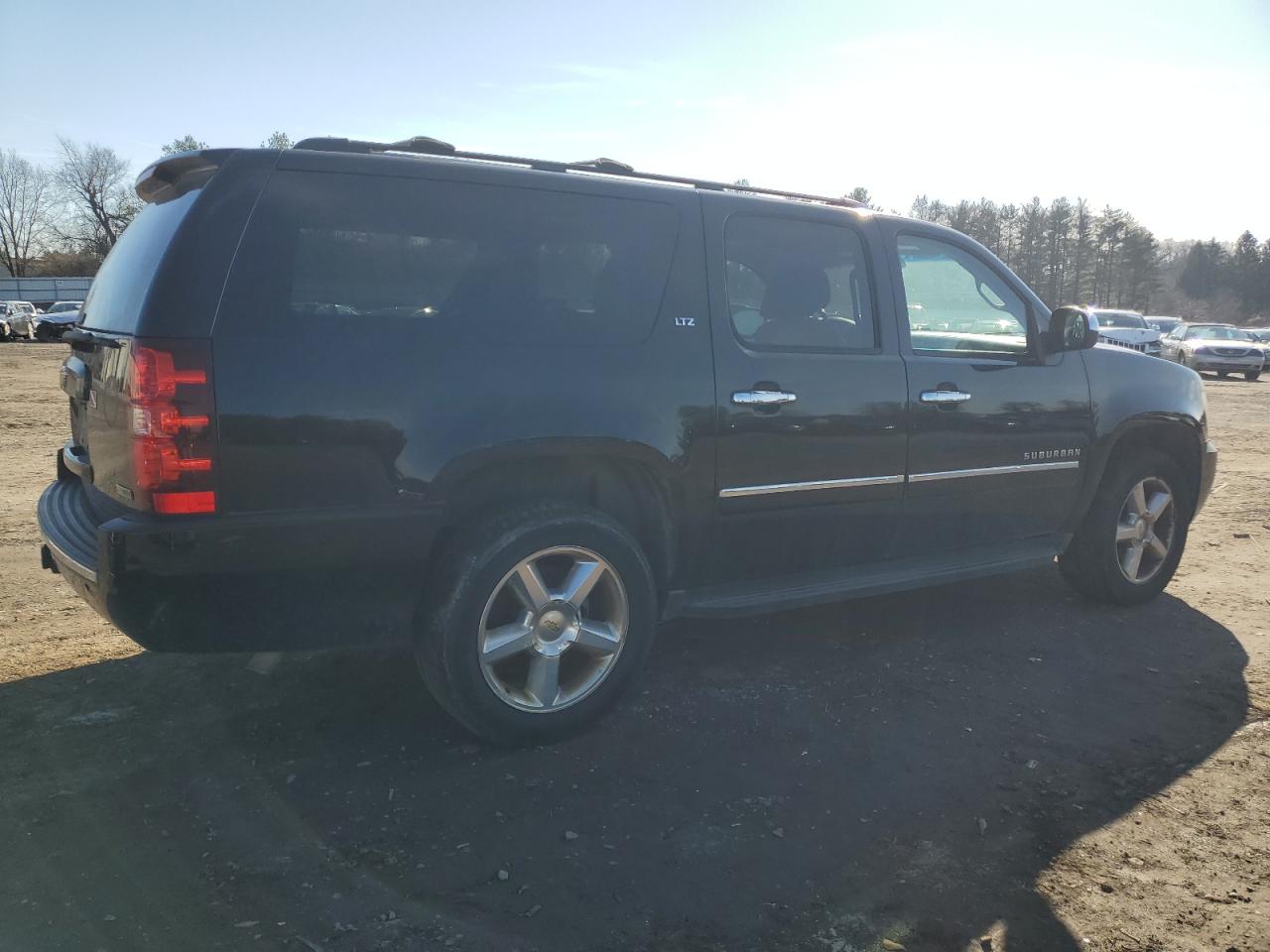 Obraz 3 z 2012 CHEVROLET SUBURBAN K1500 LTZ 2012 z VIN 1GNSKKE77CR221364