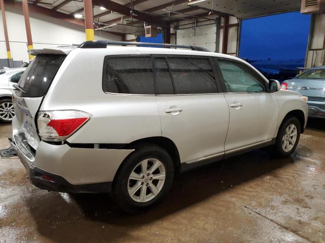 Image 3 of 2013 TOYOTA HIGHLANDER BASE 2013 with VIN 5TDBK3EH2DS253889