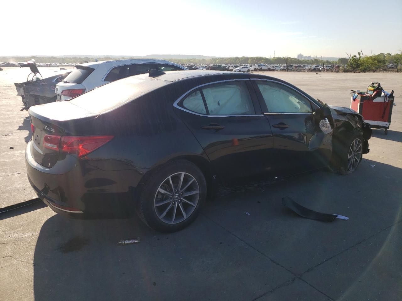Изображение 3 2019 ACURA TLX  2019 с VIN 19UUB1F37KA007853