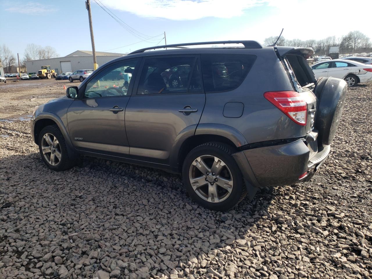Image 2 of 2009 TOYOTA RAV4 SPORT 2009 with VIN 2T3BF32V19W022051
