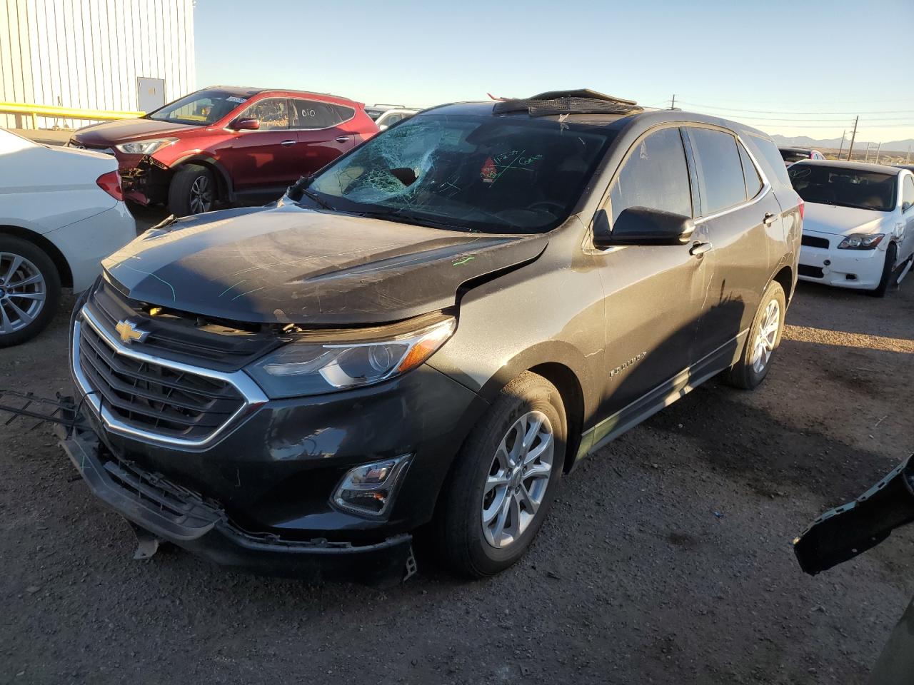 Obraz 1 z 2018 CHEVROLET EQUINOX LT 2018 z VIN 3GNAXJEV7JS520658