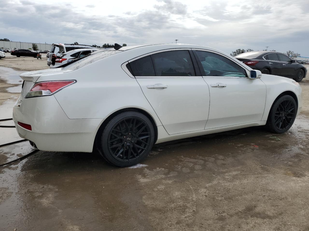 Изображение 3 2009 ACURA TL  2009 с VIN 19UUA96529A002623