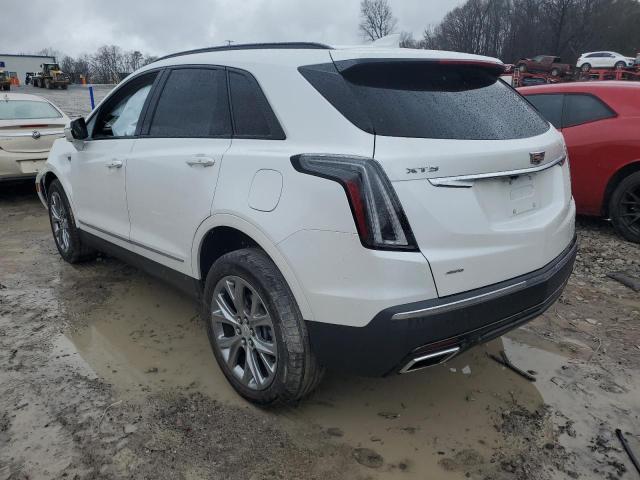 Изображение 2 2021 CADILLAC XT5 SPORT 2021 с VIN 1GYKNGRS1MZ196078