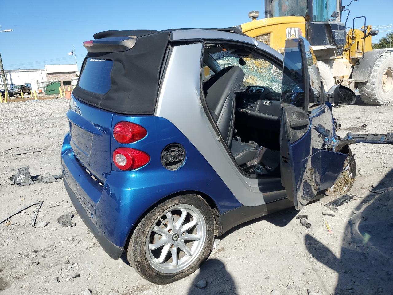 Image 3 of 2008 SMART FORTWO PASSION 2008 with VIN WMEEK31X58K191090