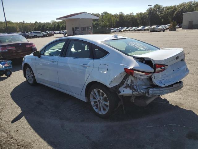Image 2 of 2019 FORD FUSION SE 2019 with VIN 3FA6P0LU6KR242000