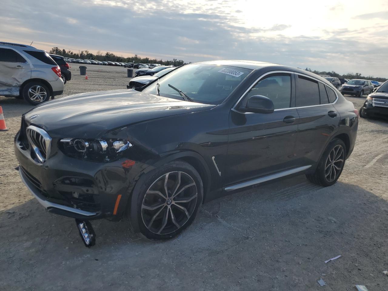 Image 1 of 2021 BMW X4 XDRIVE30I 2021 with VIN 5UX2V1C0XM9H64775
