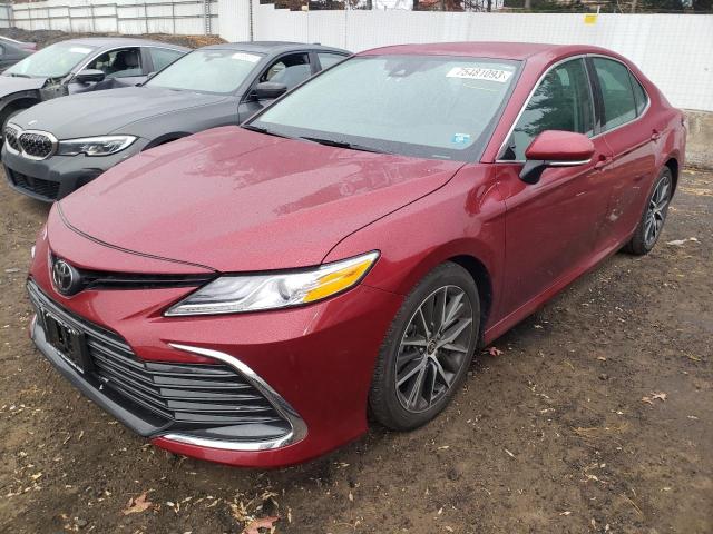 Image 1 of 2021 TOYOTA CAMRY XLE 2021 with VIN 4T1F11BK2MU020501