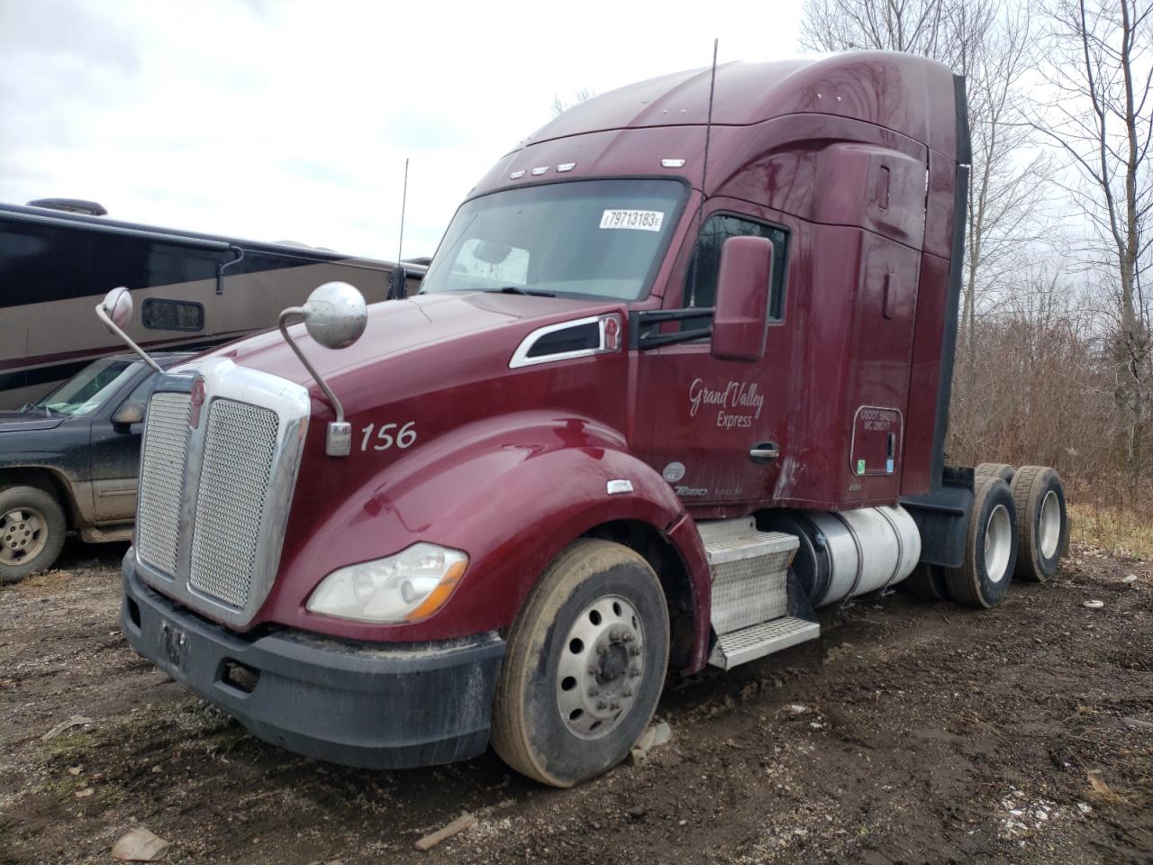 Image 2 of 2015 KENWORTH CONSTRUCTION T680 2015 with VIN 1XKYDP9X7FJ435976