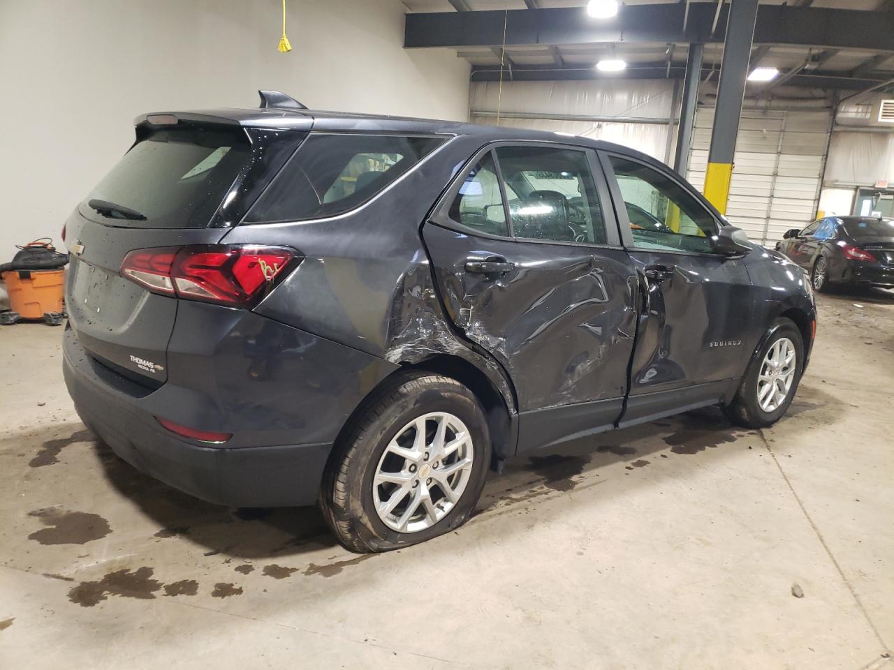Image 3 of 2022 CHEVROLET EQUINOX LS 2022 with VIN 3GNAXHEV4NS242381